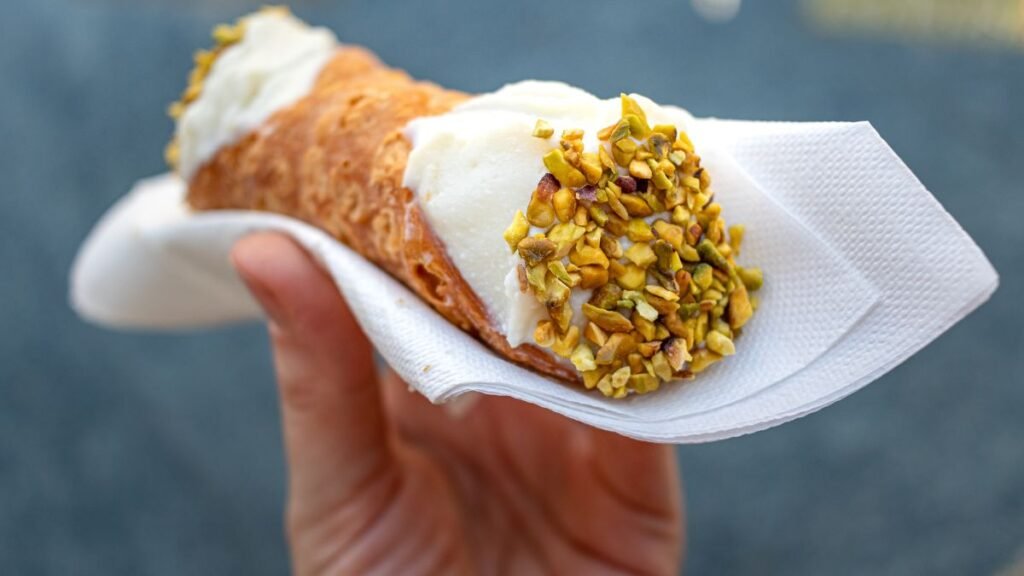 Sobremesa Cannoli: Um Clássico Italiano e Suas Receitas Deliciosas